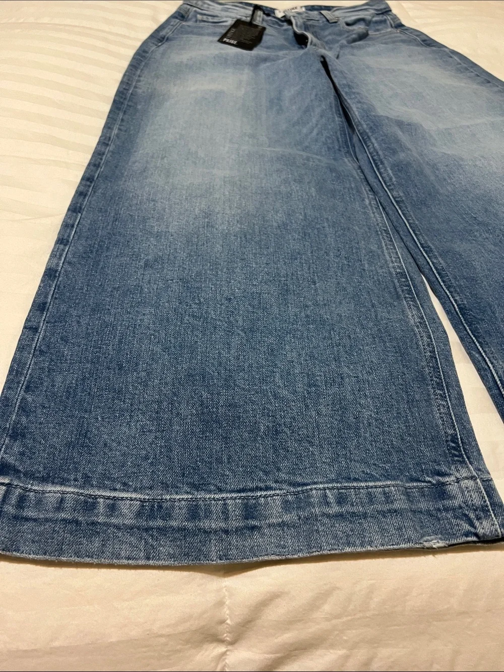 PAIGE Harper Wide-Leg Jeans in Medium Blue - Picture 11 of 17